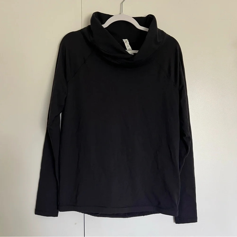 Lululemon Healthy Heart Pullover Crossover Cowl Neck Black size 6